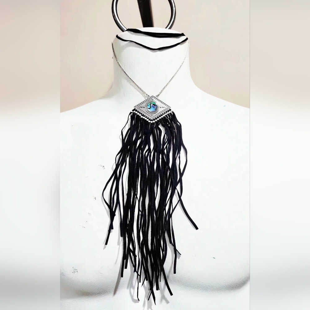 NWT American Eagle Outfitter's Faux Suede Fringe Choker Statement Necklace